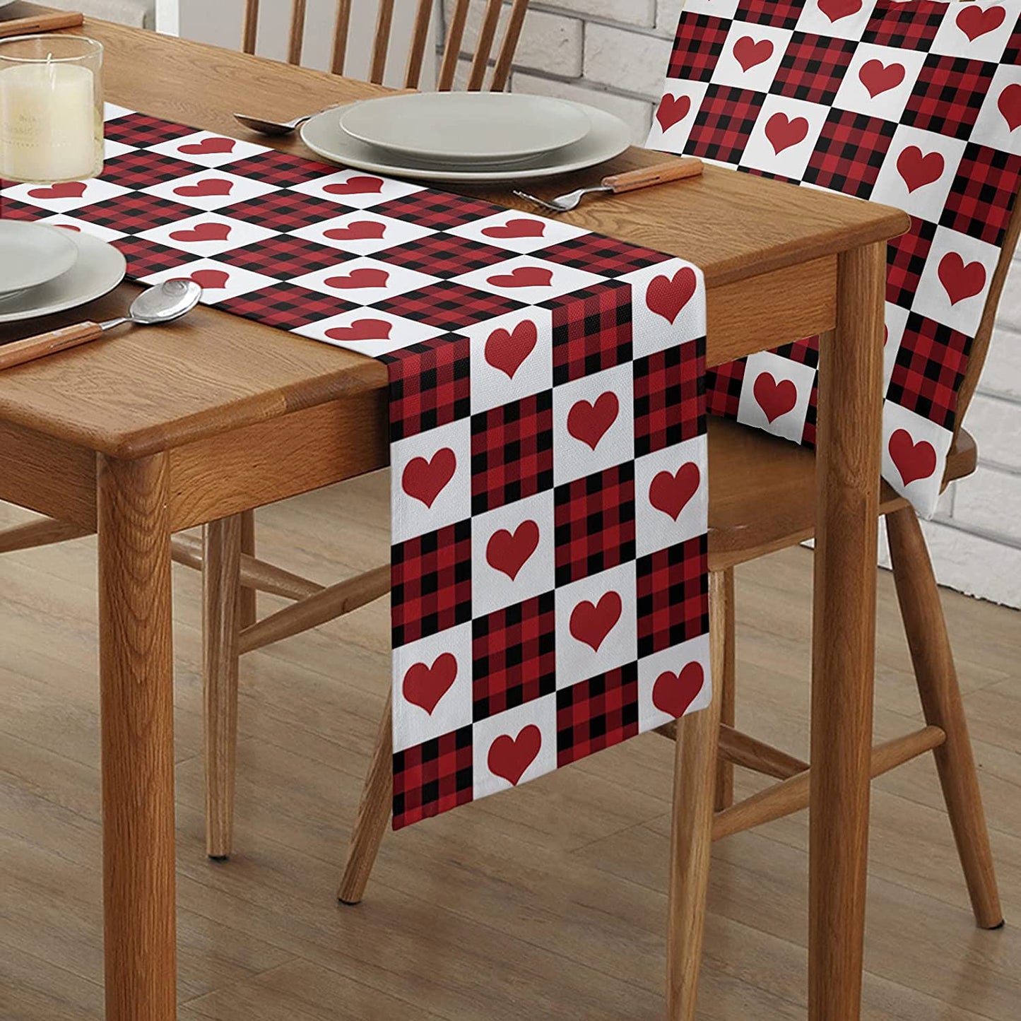 Linen and cotton checkered table runner, Happy Valentine's Day