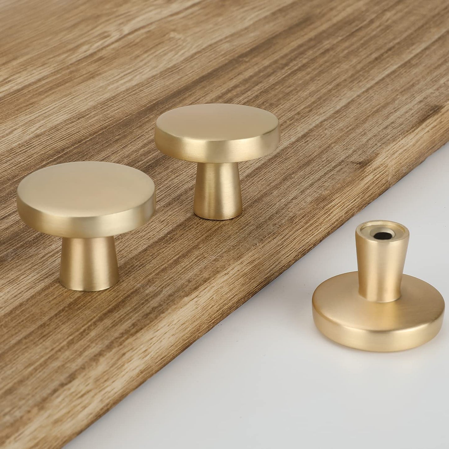 Set of 10 Cabinet Knobs, 1.27 in, Color: Brushed Brass