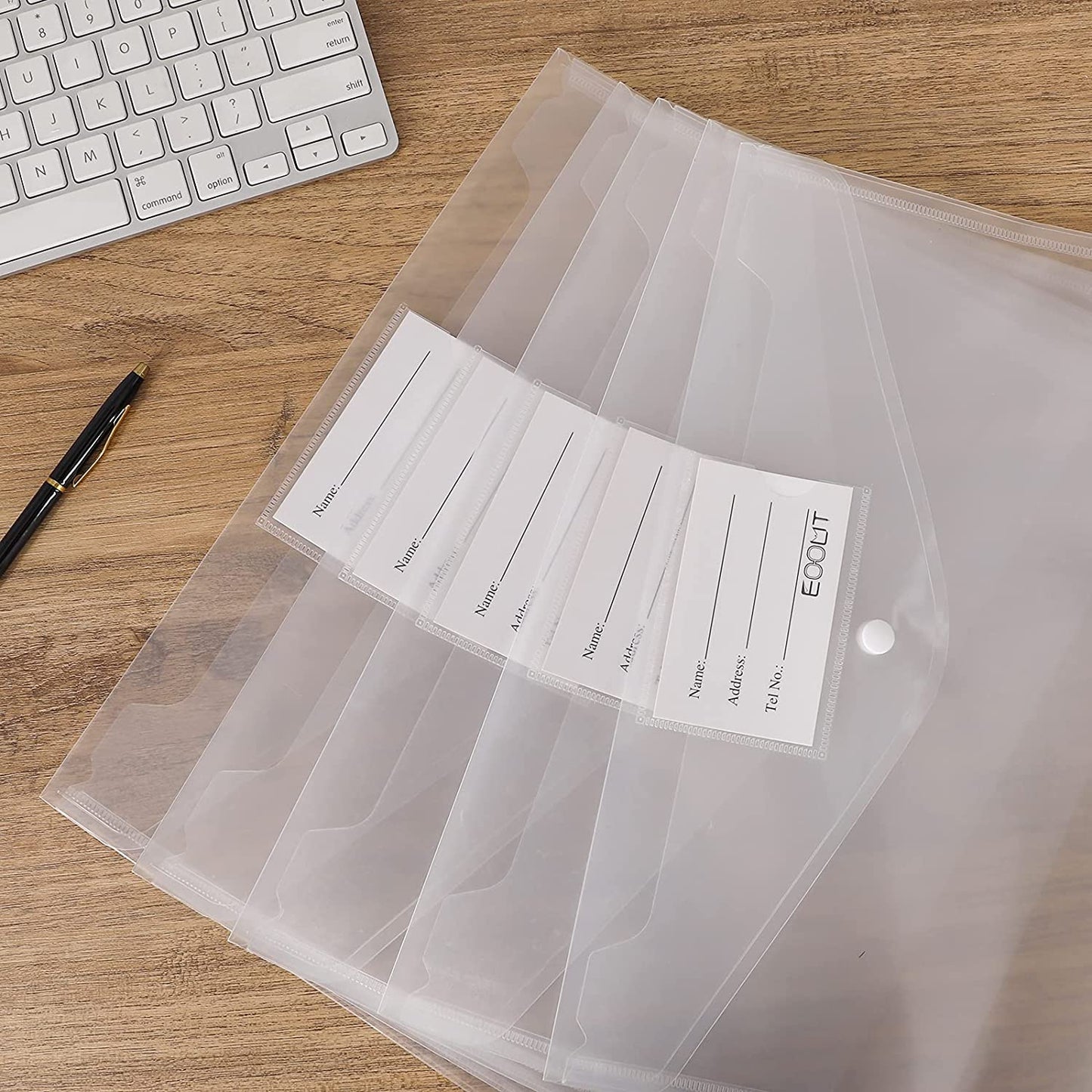 Pack of 30 clear plastic envelopes