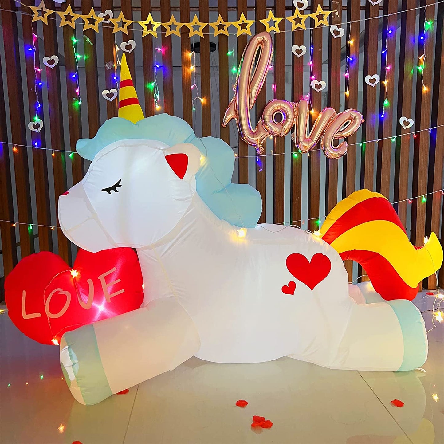 Inflatables Unicorn and Heart Decoration, 5.5FT